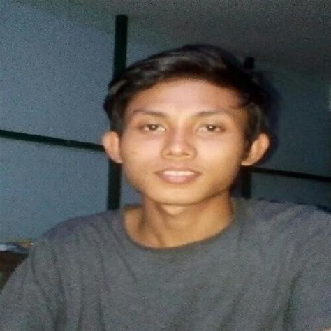 Sai Chit Lwin . 009 (@saichit009) .